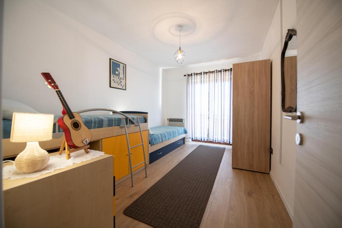 Apartman Elvis Lovran Exteriör bild